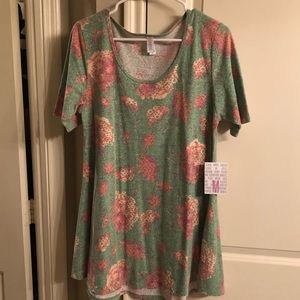 LuLaRoe Perfect T, size Medium. Brand new
